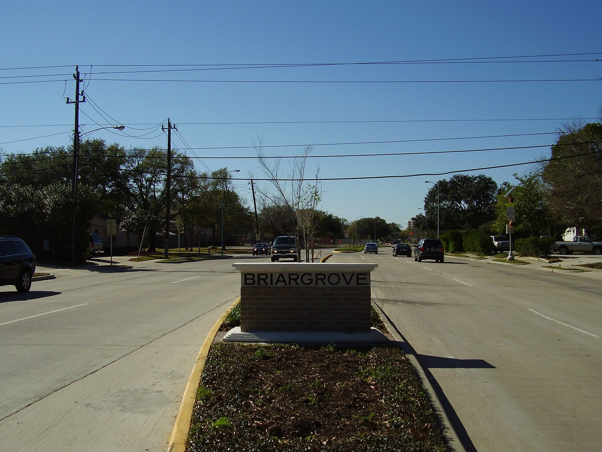 Briargrove neighborhood entrance along a Houston street