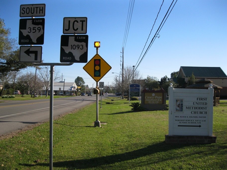 FM 359 approaching FM 1093 in Fulshear