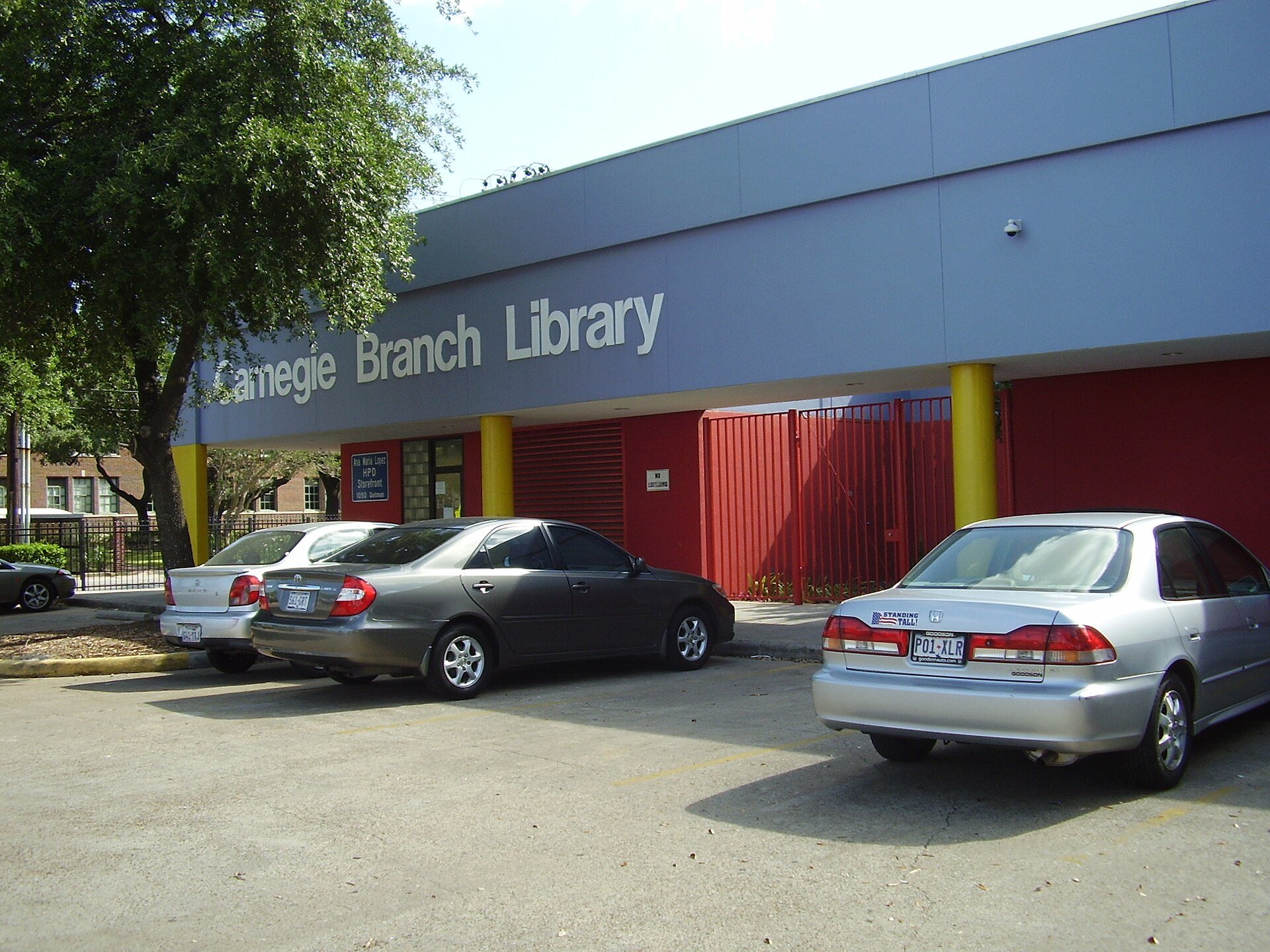 Carnegie Neighborhood Library in Houston's Near Northside